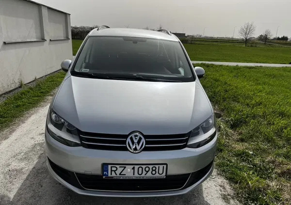 samochody osobowe Volkswagen Sharan cena 65900 przebieg: 215000, rok produkcji 2015 z Dębica